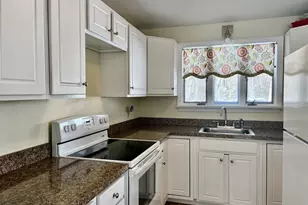 51 Billow Rd, East Lyme, CT 06357 - Photo 6