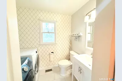 4 Hill Court #B, Norwalk, CT 06850 - Photo 6