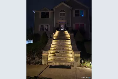 207 Ridgefield Avenue, Waterbury, CT 06705 - Photo 36