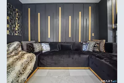 207 Ridgefield Avenue, Waterbury, CT 06705 - Photo 8