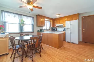 186 Kensington Ave, New Britain, CT 06051 - Photo 6