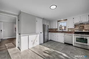 2 Butternut Dr, Glastonbury, CT 06033 - Photo 6