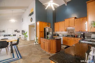 545 North Church St, Naugatuck, CT 06770 - Photo 10