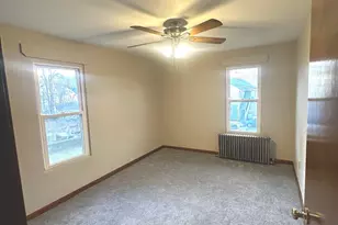 6 Erin St, Middletown, CT 06457 - Photo 4