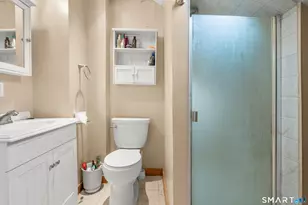 28 Reservoir St, Bethel, CT 06801 - Photo 26