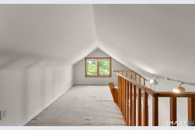 19 Jackson Street, Ansonia, CT 06401 - Photo 6