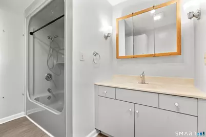 19 Jackson Street, Ansonia, CT 06401 - Photo 8