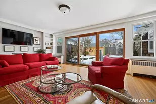 14 Temple St, Stonington, CT 06378 - Photo 8