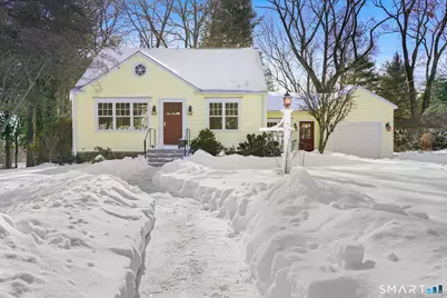 220 Hilltop Circle, Trumbull, CT 06611 - Photo 2