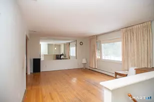 41 Longfellow Rd, Shelton, CT 06484 - Photo 4