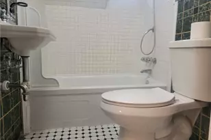 85 High St, Ansonia, CT 06401 - Photo 6