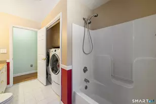 1020 Shepard Ave, Hamden, CT 06514 - Photo 18