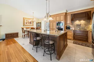 1020 Shepard Ave, Hamden, CT 06514 - Photo 6