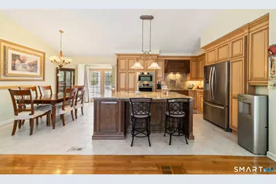 1020 Shepard Avenue, Hamden, CT 06514 - Photo 4