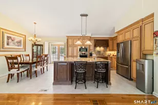 1020 Shepard Ave, Hamden, CT 06514 - Photo 4