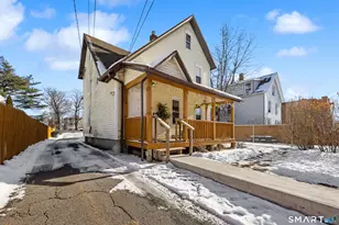 218 Martin St, Hartford, CT 06120 - Photo 8