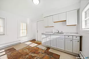 218 Martin St, Hartford, CT 06120 - Photo 28