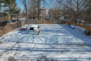 218 Martin St, Hartford, CT 06120 - Photo 4