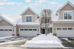 23 Woods Ln, Newtown, CT 06470 - Photo 2