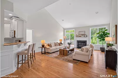 23 Woods Lane #23, Newtown, CT 06470 - Photo 4