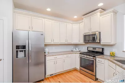 23 Woods Lane #23, Newtown, CT 06470 - Photo 8