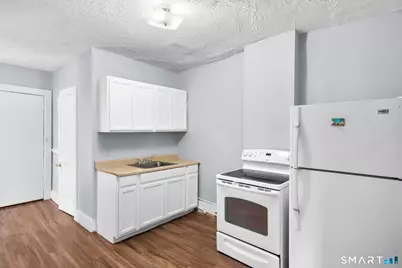 10 Warner Street, Hartford, CT 06114 - Photo 20