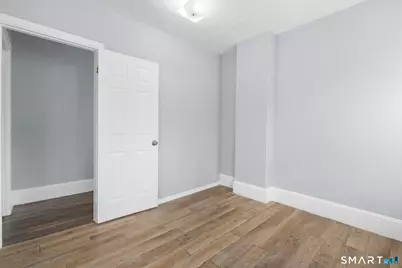 10 Warner Street, Hartford, CT 06114 - Photo 30