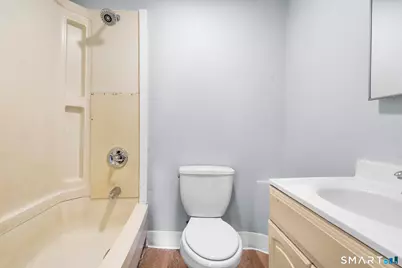 10 Warner Street, Hartford, CT 06114 - Photo 22