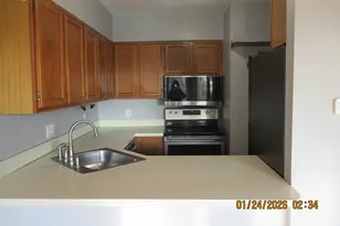 219 S Broad St, Meriden, CT 06450 - Photo 4