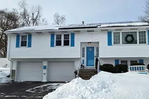 26 Farrel Dr, Ansonia, CT 06401 - Photo 2