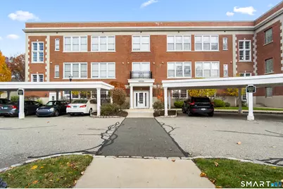 26 Schoolhouse Drive #204, West Hartford, CT 06110 - Photo 32