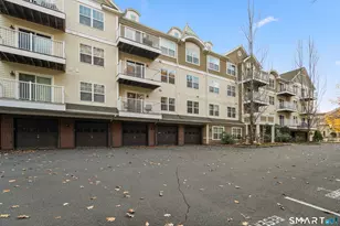 26 School House Dr, West Hartford, CT 06110 - Photo 38