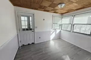 96 Tudor St, Waterbury, CT 06704 - Photo 6