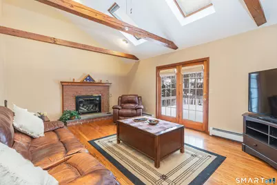 52 Traceyann Court, Naugatuck, CT 06770 - Photo 12