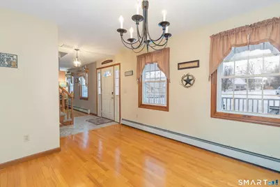 52 Traceyann Court, Naugatuck, CT 06770 - Photo 8