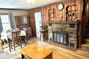 28 Glendale Ave, Berlin, CT 06037 - Photo 2