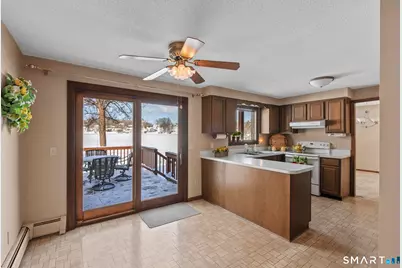 4066 Mountain Road, Suffield, CT 06093 - Photo 10