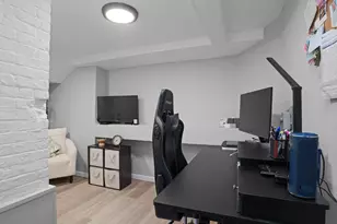 5 Hundley Ct, Stamford, CT 06902 - Photo 16