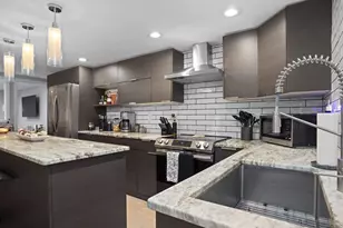 5 Hundley Ct, Stamford, CT 06902 - Photo 2