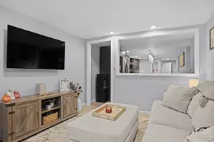 5 Hundley Ct, Stamford, CT 06902 - Photo 8