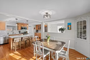 30 Sandhurst Dr, West Hartford, CT 06107 - Photo 6