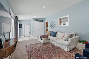 30 Sandhurst Dr, West Hartford, CT 06107 - Photo 12