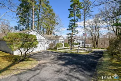 25 Taunton Lane, Newtown, CT 06470 - Photo 4