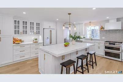 25 Taunton Lane, Newtown, CT 06470 - Photo 8