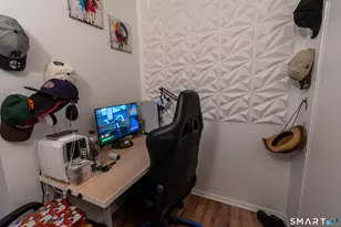 27 Northill St, Stamford, CT 06907 - Photo 12