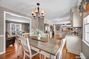 212 Old Stagecoach Rd, Meriden, CT 06450 - Photo 14