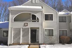 35 Nutmeg Rd, Middlebury, CT 06762 - Photo 1