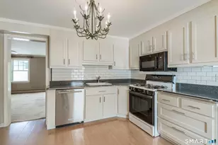 25 Willow Green Way, Glastonbury, CT 06033 - Photo 6