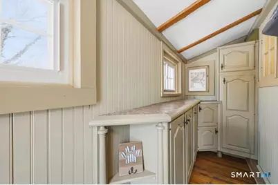 402 Boston Street, Guilford, CT 06437 - Photo 10