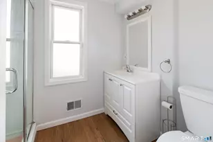 37 Gaymoor Dr, Stamford, CT 06907 - Photo 8